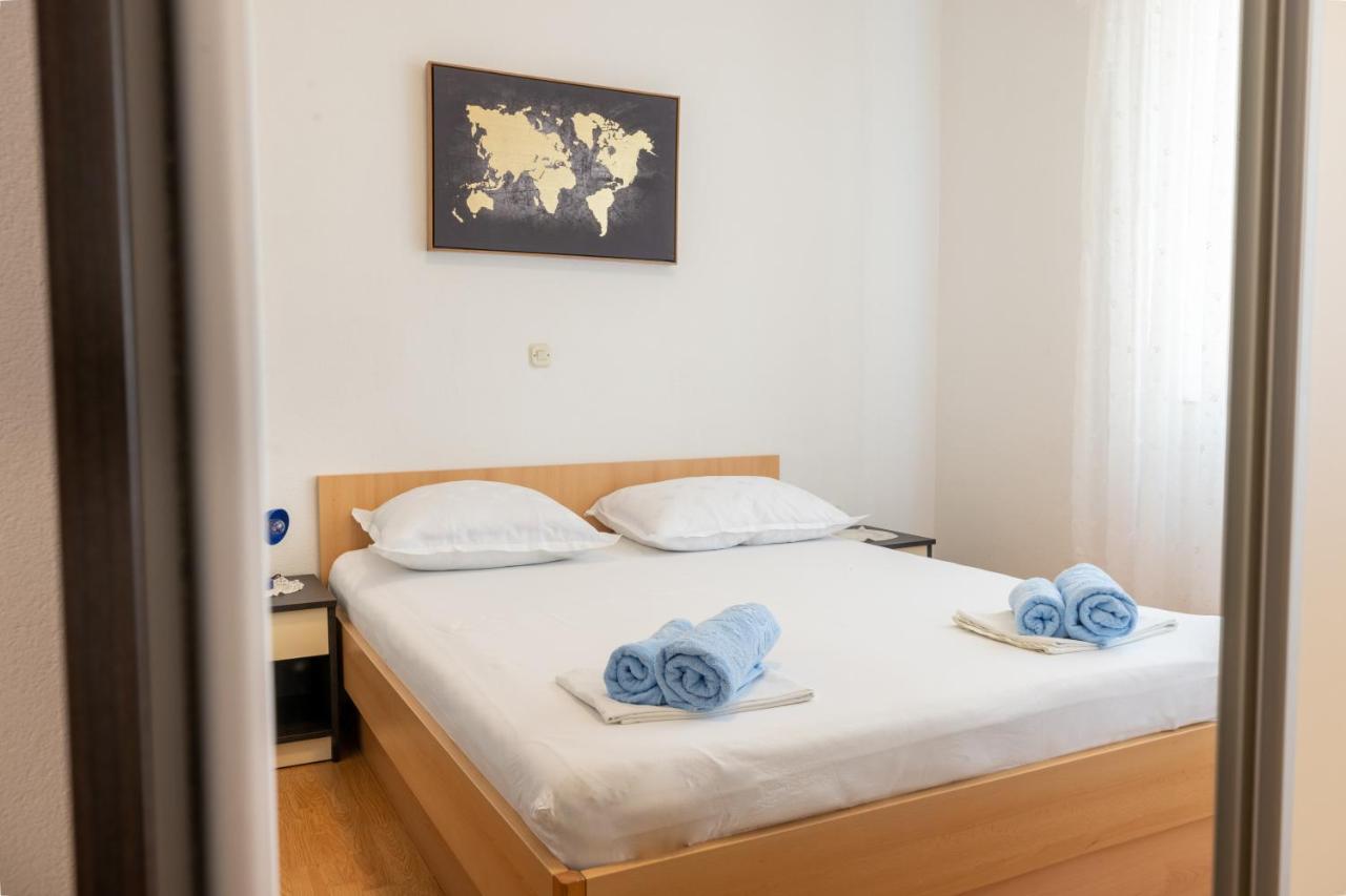 Apartment For 5 Makarska Dış mekan fotoğraf