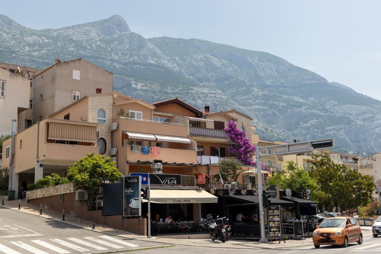 Apartment For 5 Makarska Dış mekan fotoğraf
